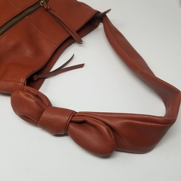Brown Soft Faux Leather Shoulder Hobo Like Bag - Picture 2 of 13